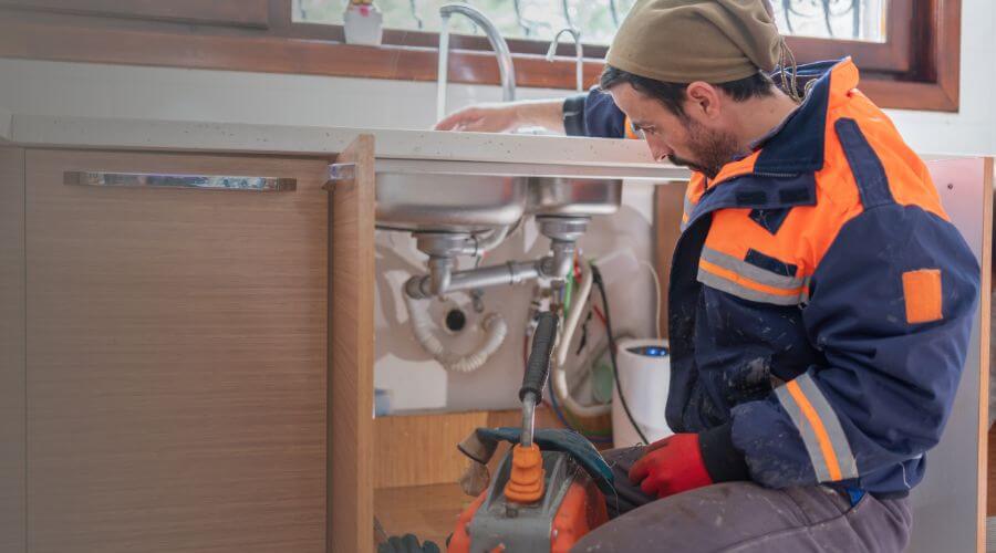 Local annual plumbing maintenance in Elma, IA